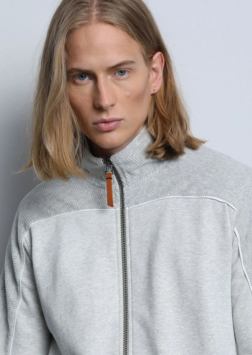 Light Grey Turtleneck Plain Sweatshirt - 2