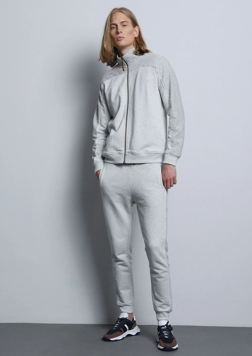 Light Grey Turtleneck Plain Sweatshirt - 3