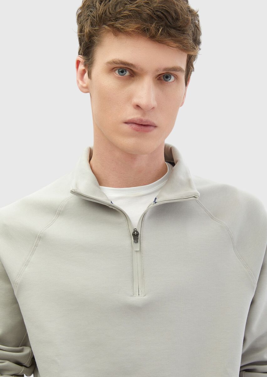 Light Grey Turtleneck Plain Sweatshirt - 3