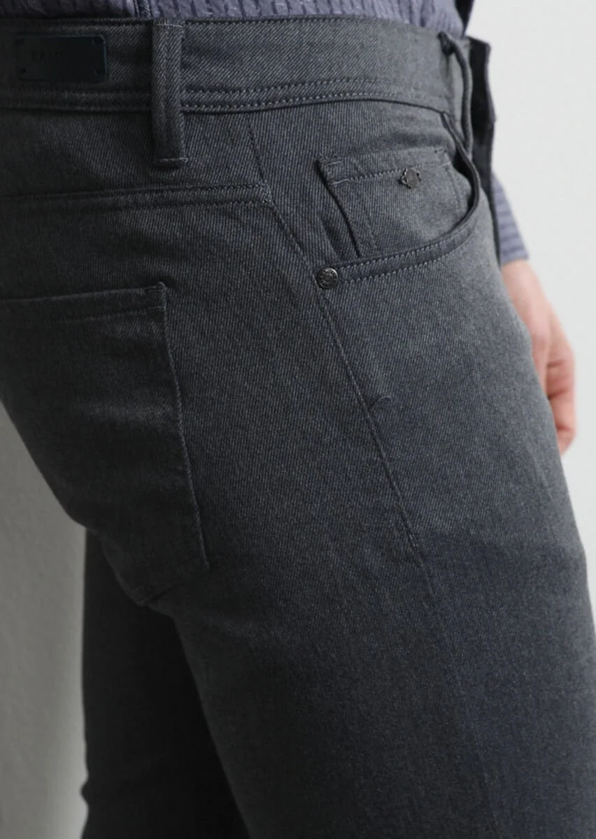 Medium Gray Weaving Slim Fit Casual Cotton Blended Trousers - 2