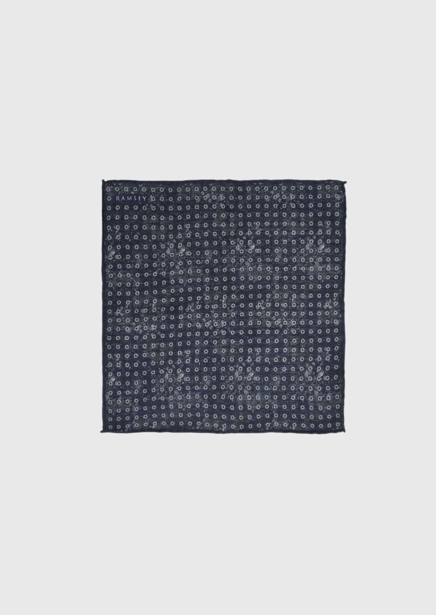 Navy Blue %100 Yün Handkerchief - 1