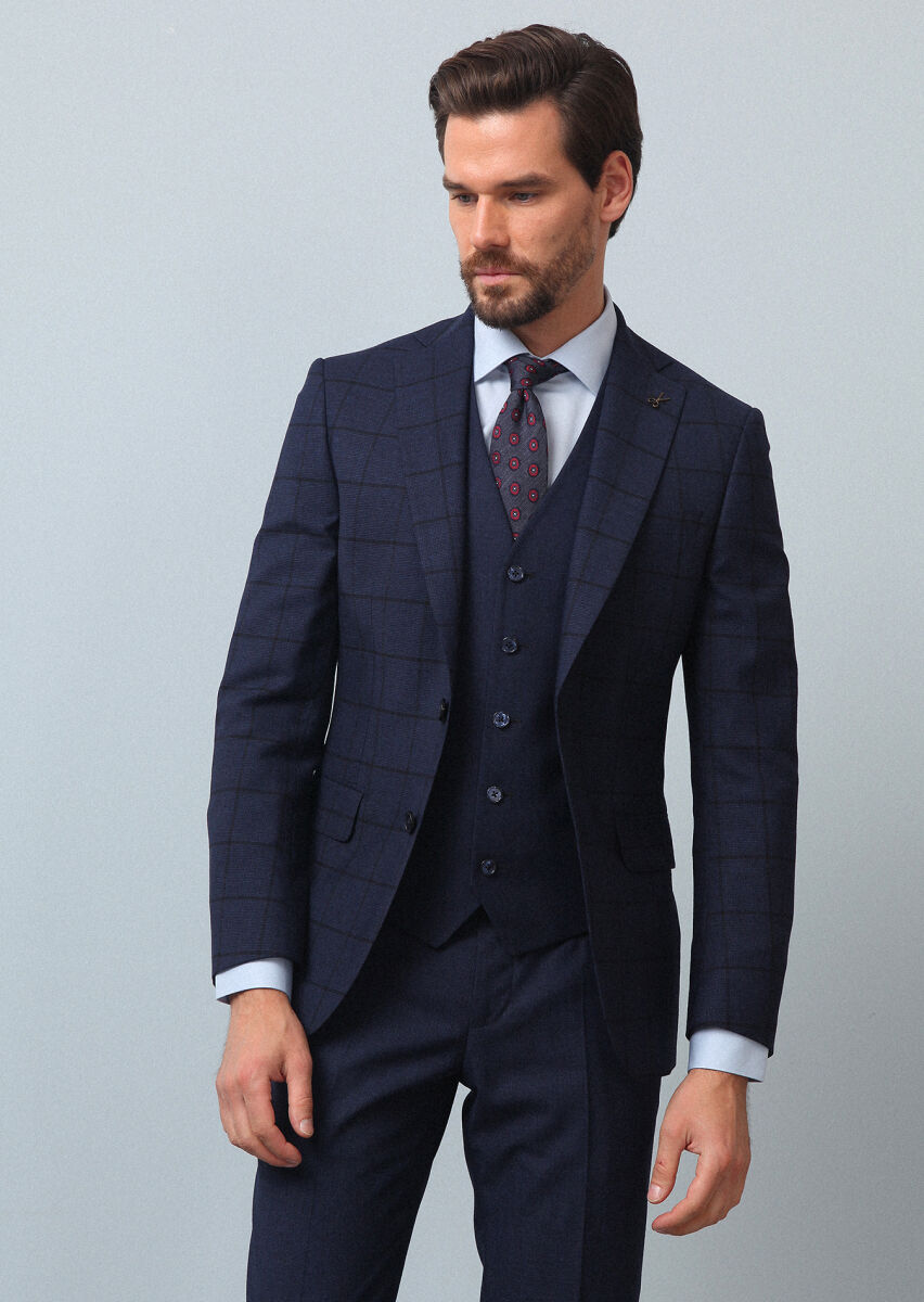 Navy Blue Suit With Waistcoat - 4