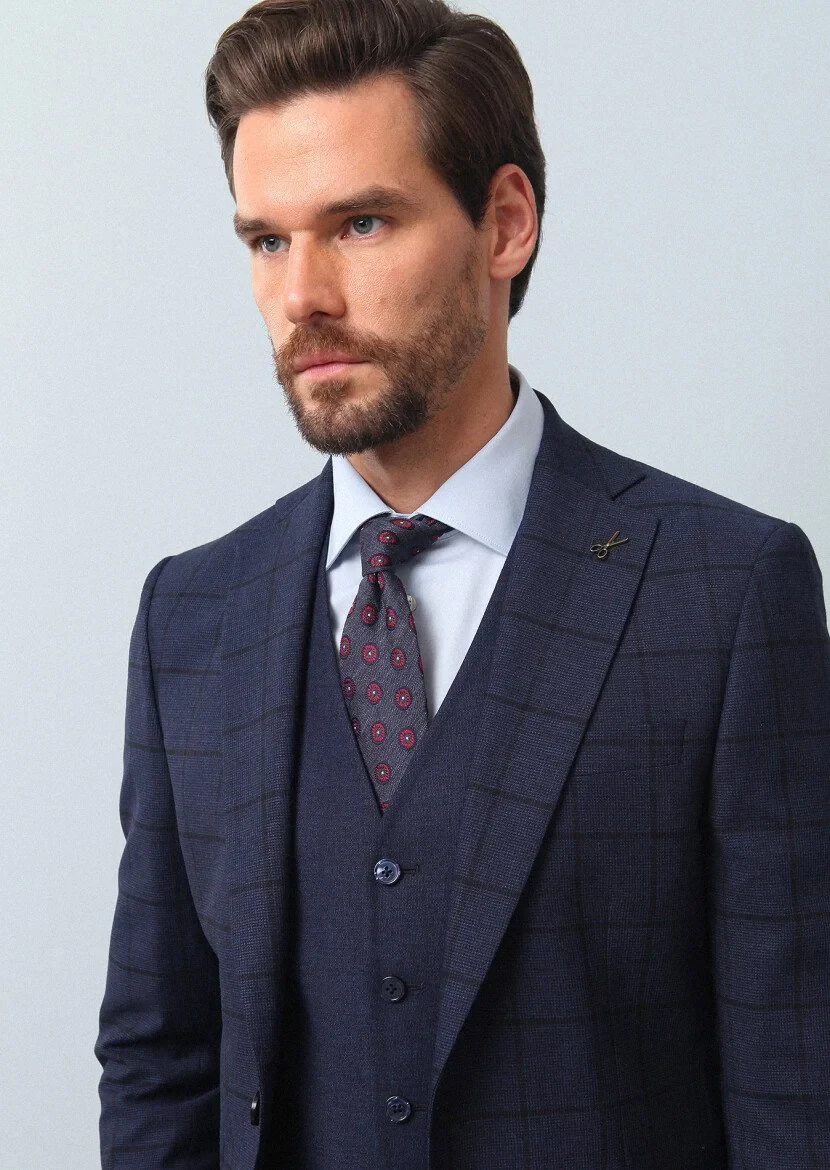 Navy Blue Suit With Waistcoat - 2