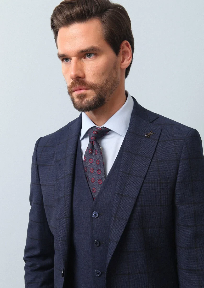 Navy Blue Suit With Waistcoat - 2