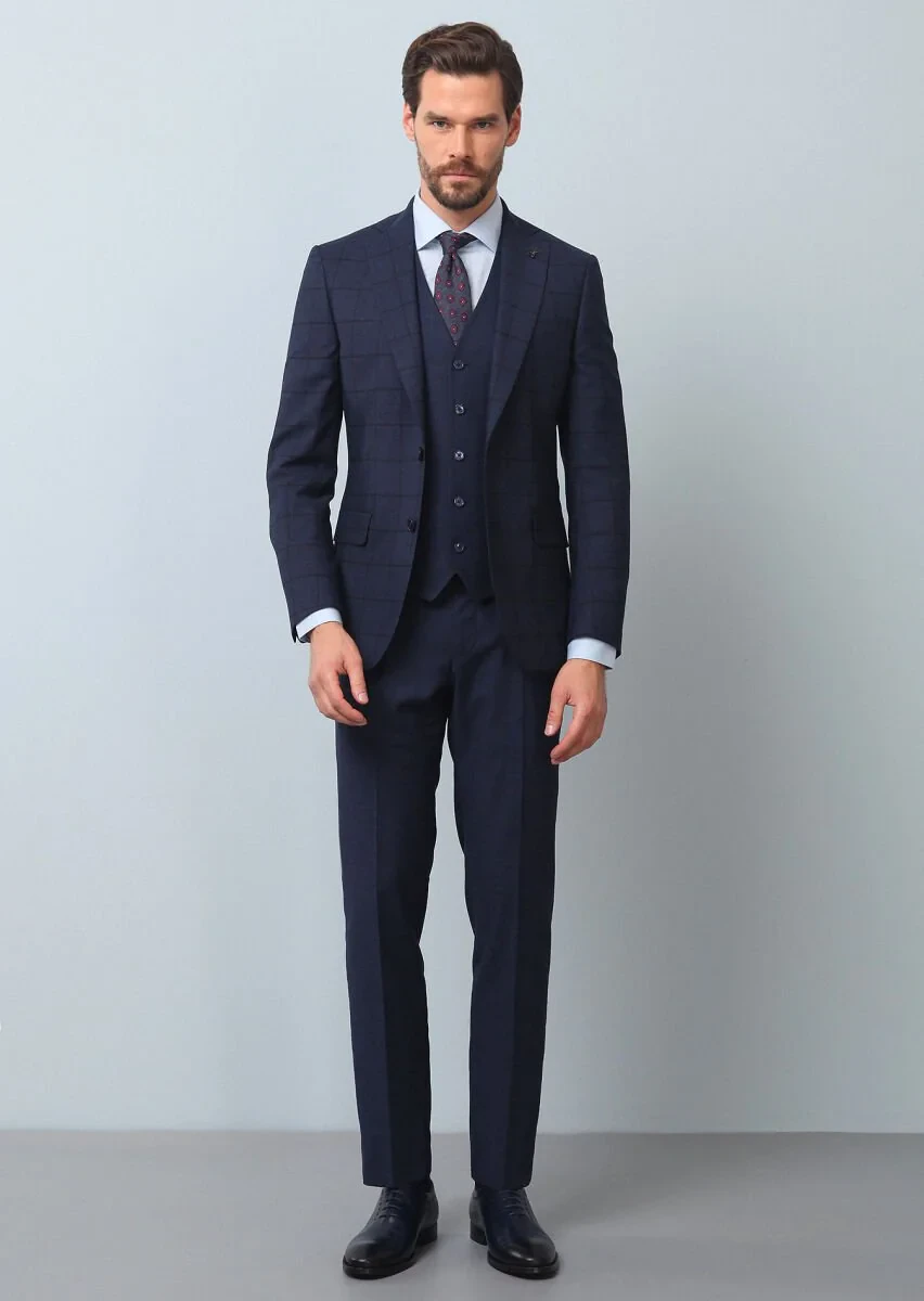 Navy Blue Suit With Waistcoat - 3