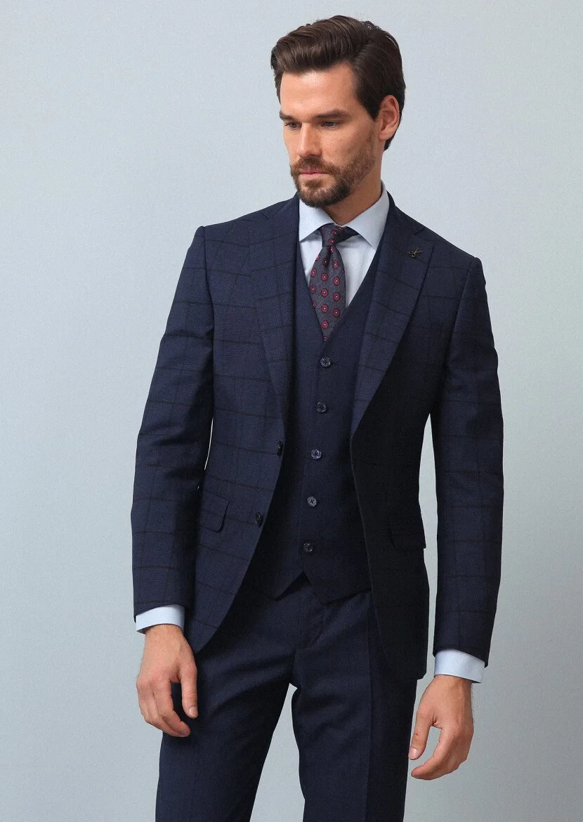 Navy Blue Suit With Waistcoat - 4