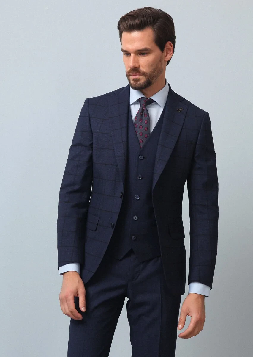 Navy Blue Suit With Waistcoat - 4