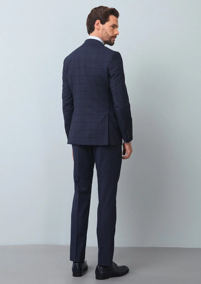 Navy Blue Suit With Waistcoat - 5