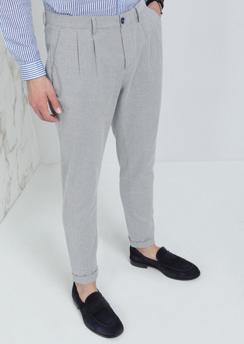 Navy Blue Weaving Carrot Fit Smart Casual Cotton Blended Trousers - 3