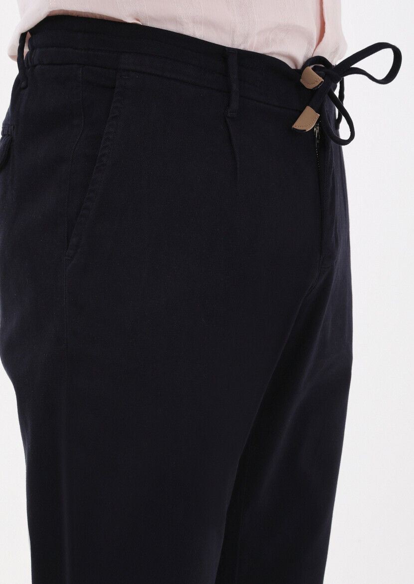 Navy Blue Weaving Jogging Fit Casual Cotton Blended Trousers - 3