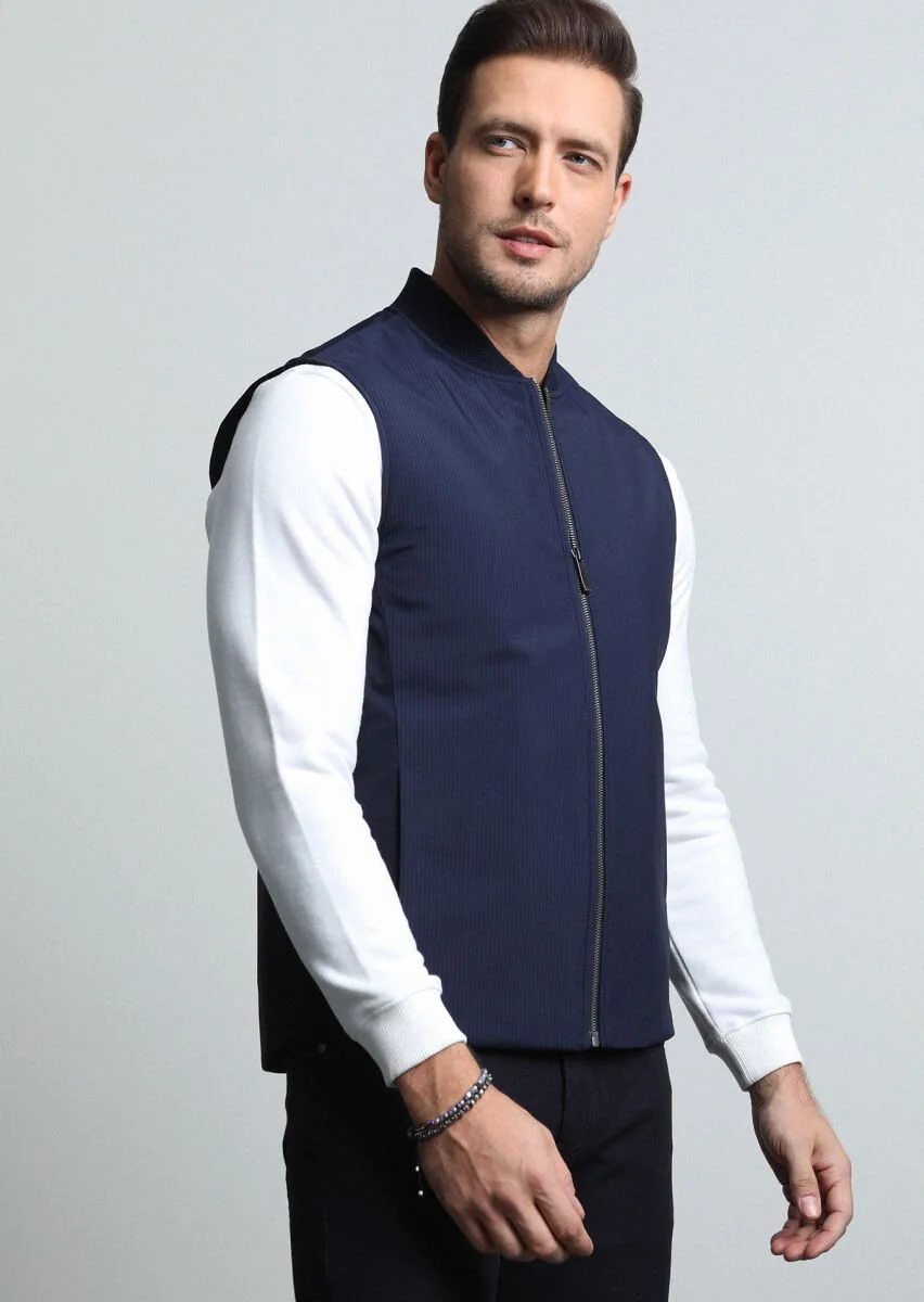 Navy Blue Weaving Puffer Vest - 4