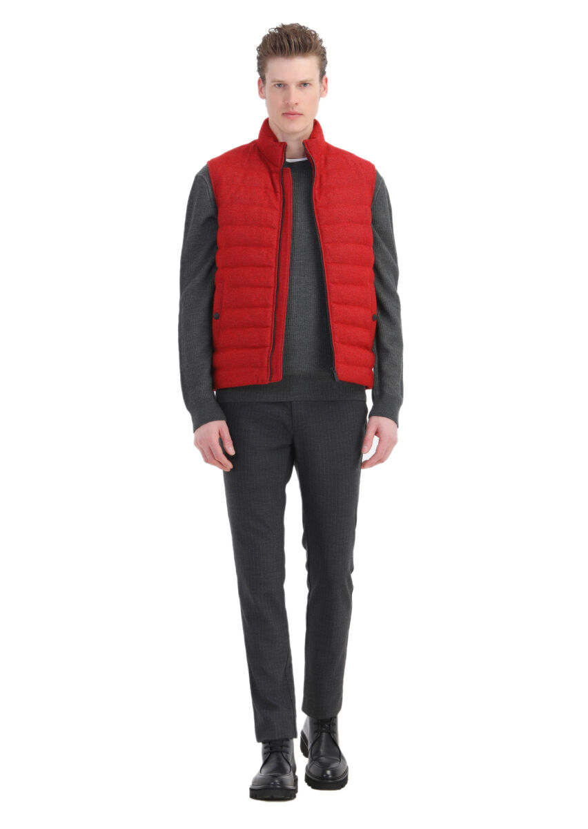 Red Regular Fit Turtleneck Casual Weaving Puffer Vest - 2
