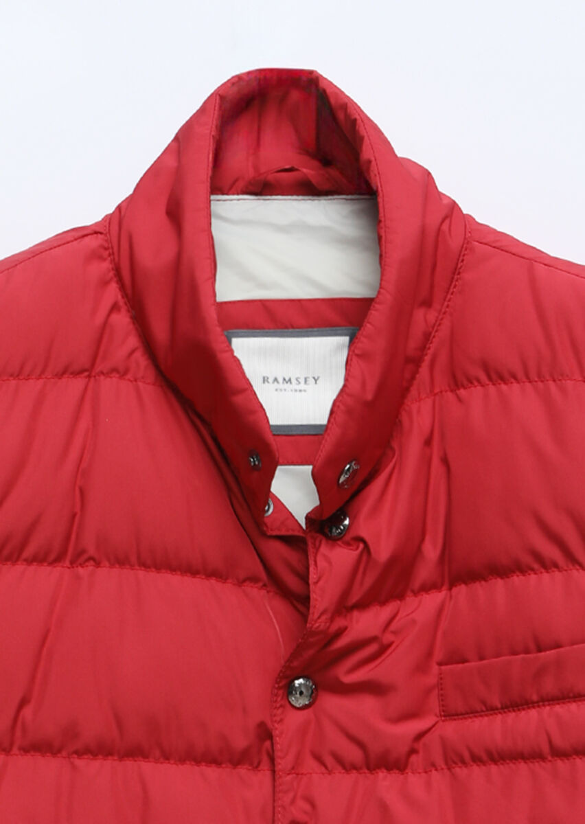 Red Regular Fit Turtleneck Casual Weaving Puffer Vest - 8
