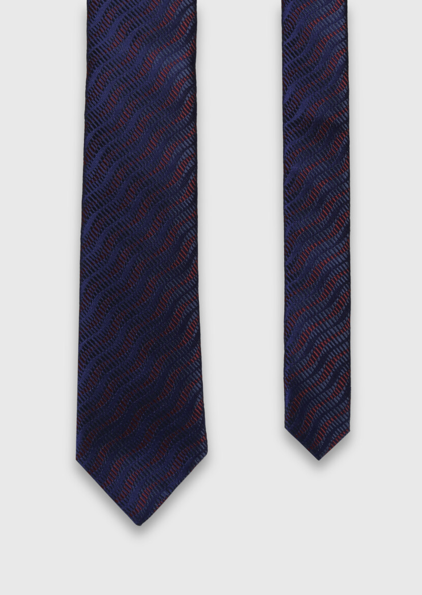 Red Tie 
