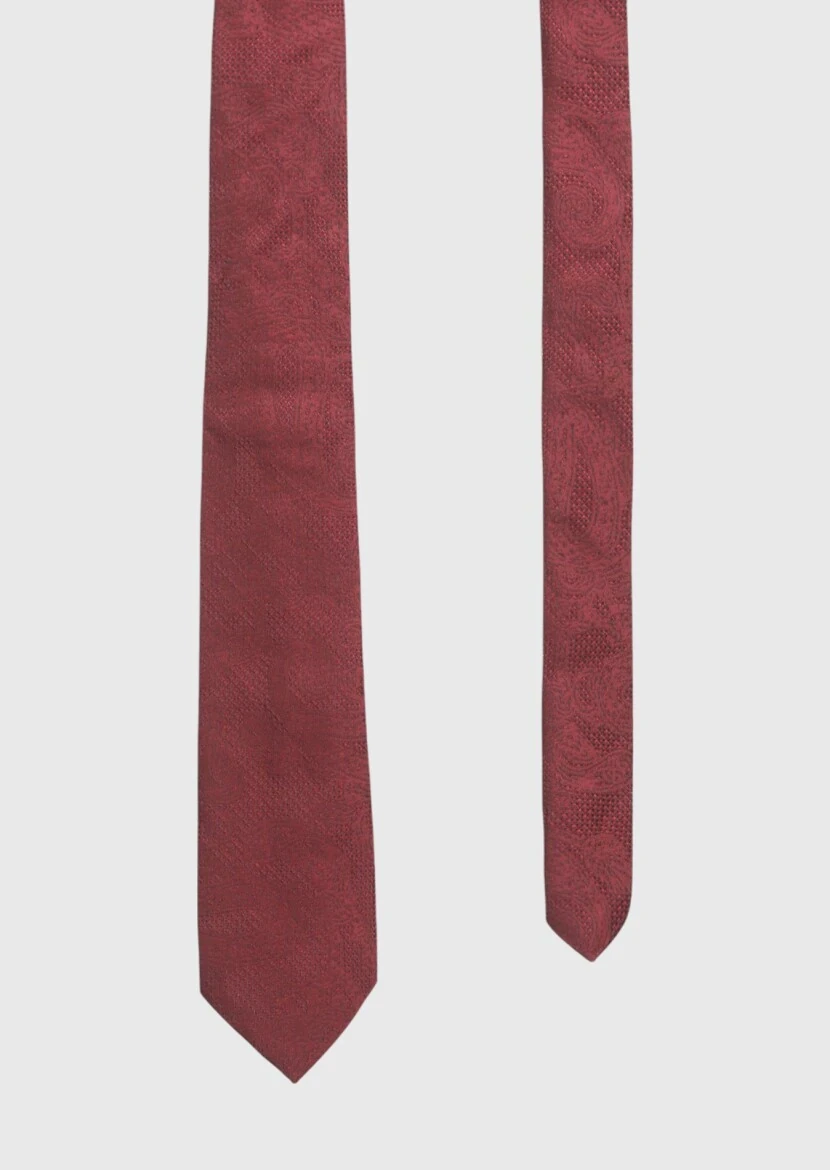 Red Tie 