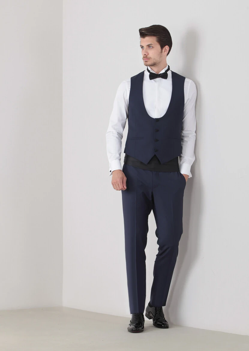 Saks Plain Classical Waistcoat - 1