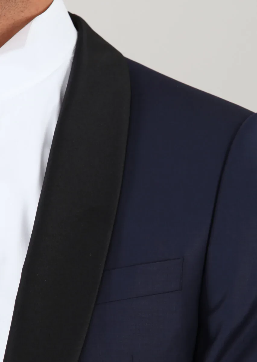 Saks Tuxedo - 3