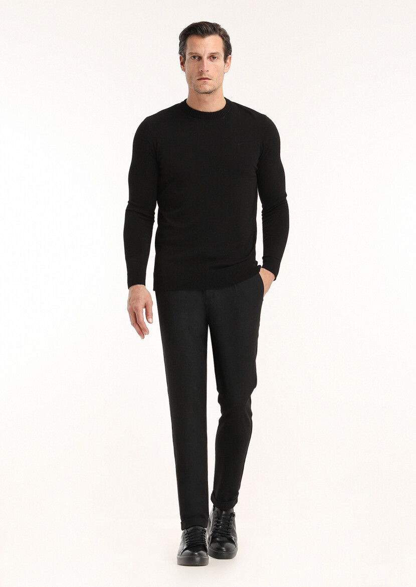 Siyah Bisiklet Yaka Düz Örgü Yün Karışımlı Triko Kazak - 1