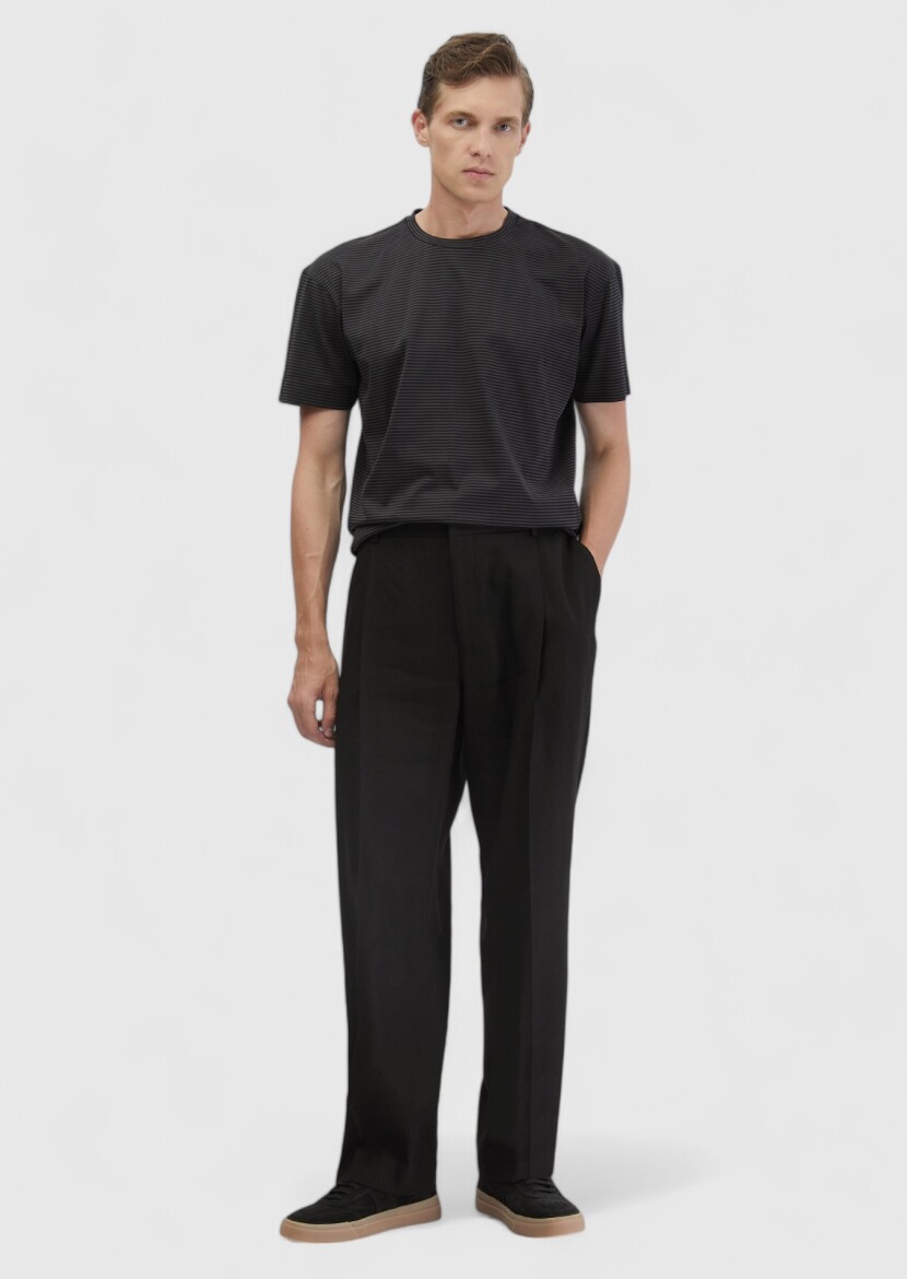 Siyah Çizgili Bisiklet Yaka %100 Pamuk T-Shirt 