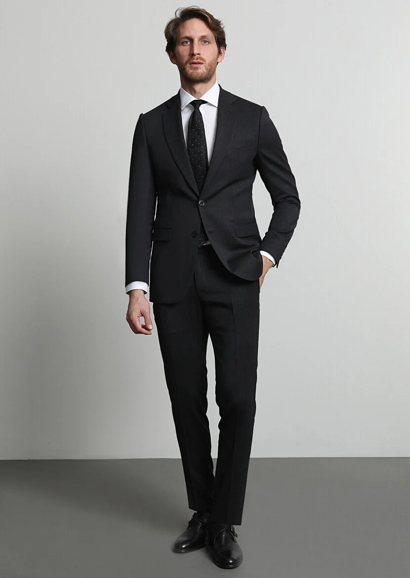 Siyah Çizgili Modern Fit Yün Karışımlı Takım Elbise - 1