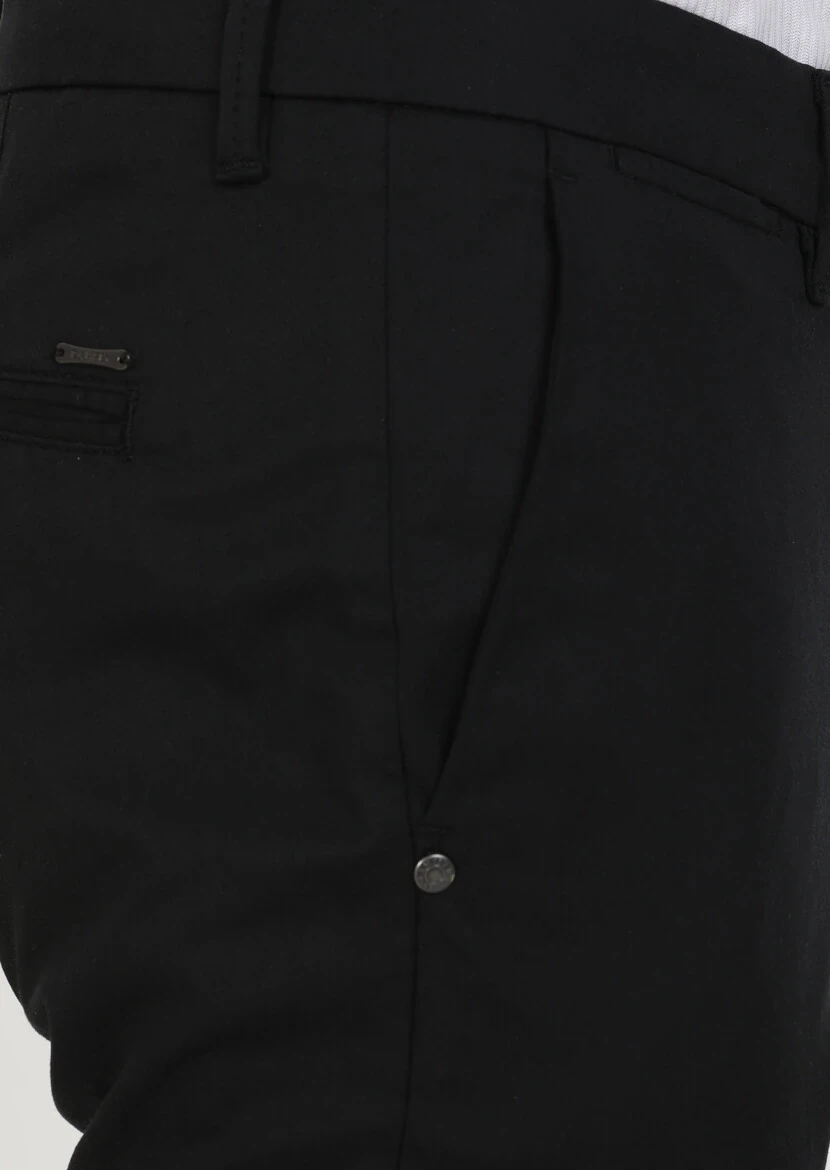 Siyah Düz Dokuma Regular Fit Casual Pantolon - 3