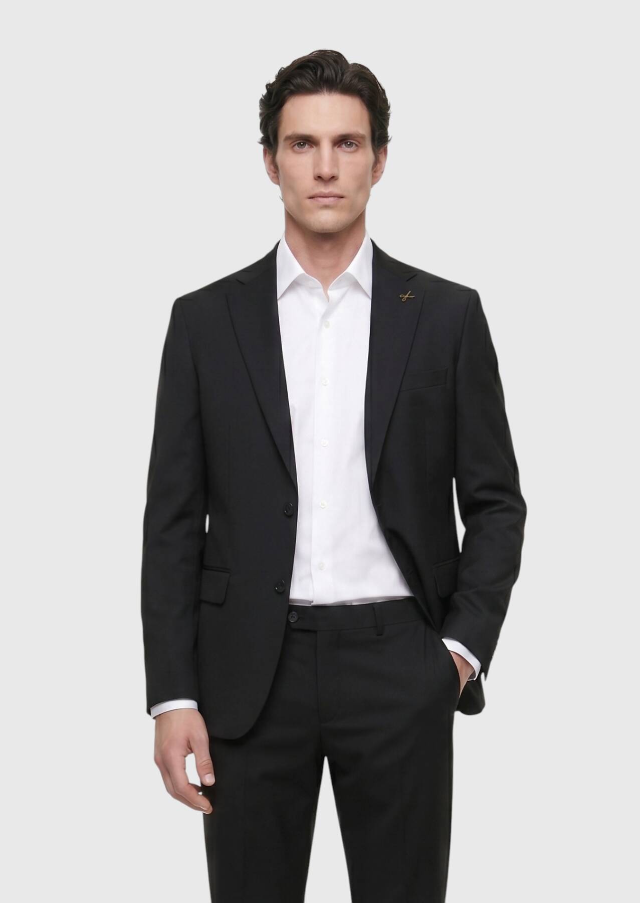 Siyah Düz Modern Fit %100 Yün Takım Elbise
