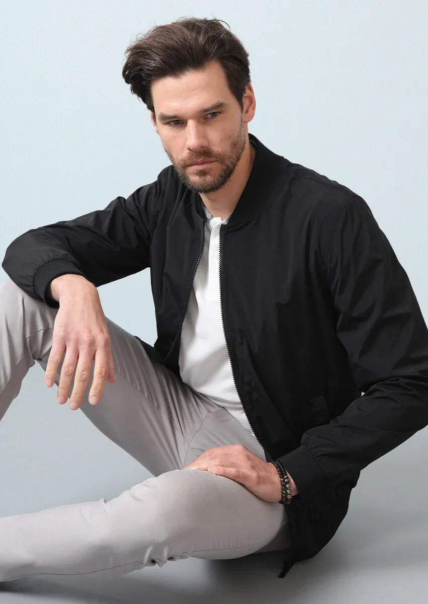 Siyah Regular Fit Dik Yaka Casual Dokuma Mont - 1