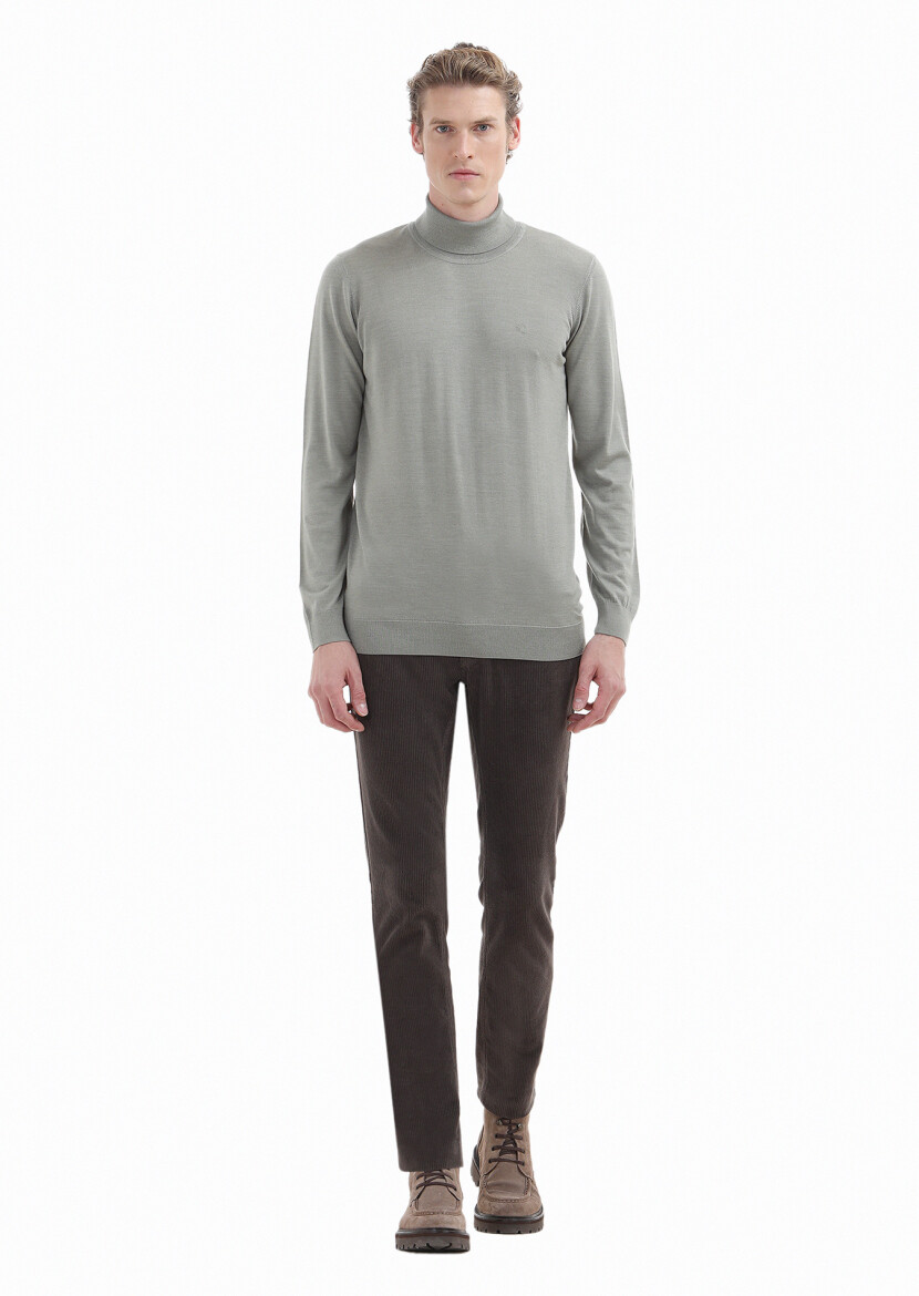 Vizon Tam Balıkçı Yaka Düz Örgü İpek Karışımlı Triko Kazak 