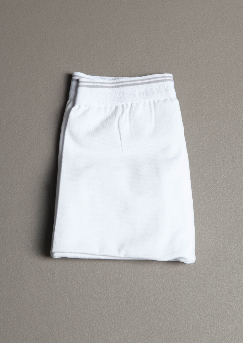White Boxer - 1