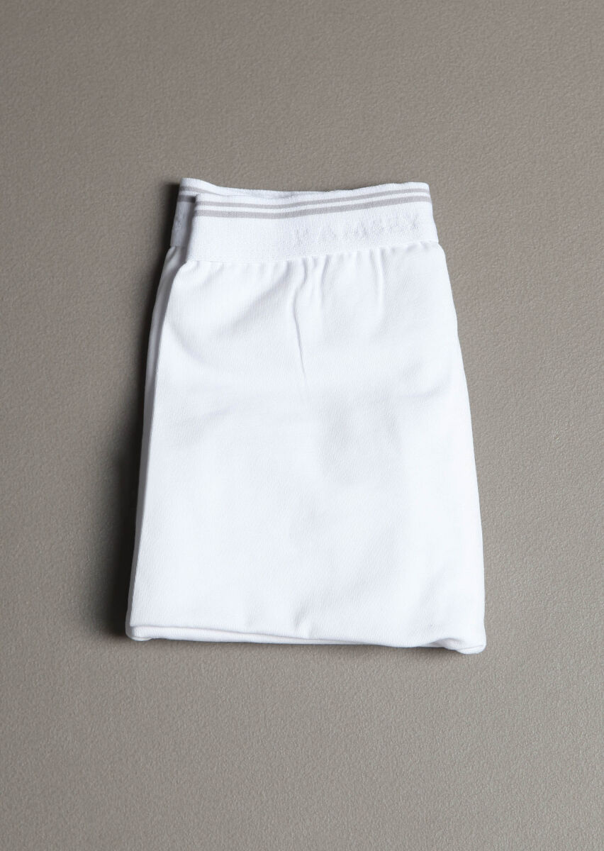 White Boxer - 1
