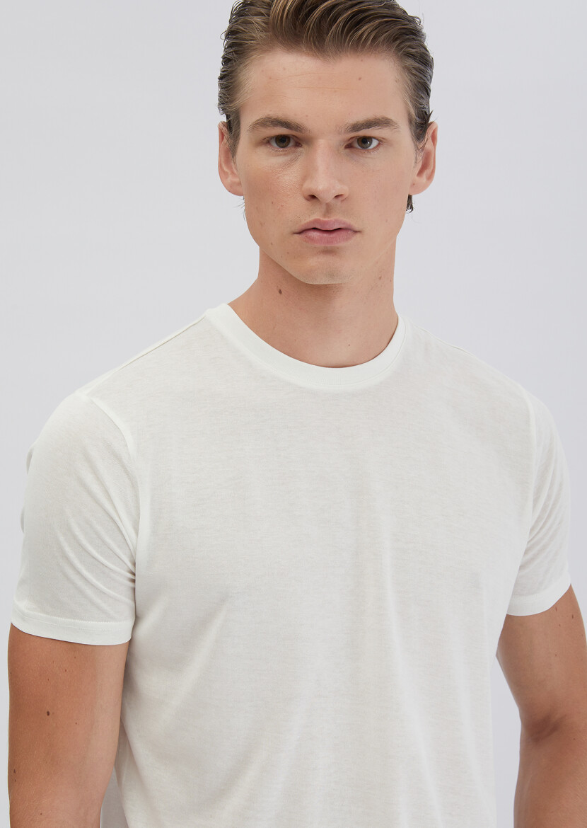 White Plain Crew Neck T-Shirt - 3