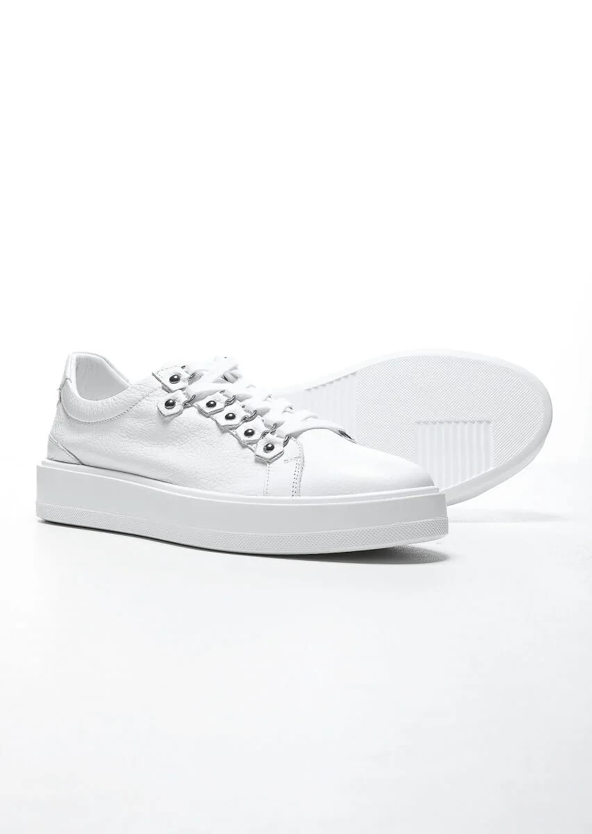White Sneaker - 4