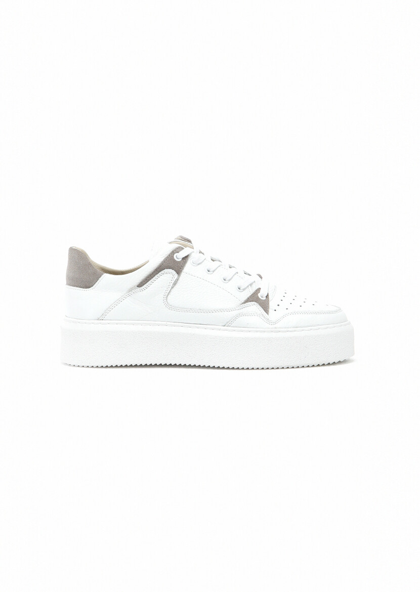 White Sneaker - 1