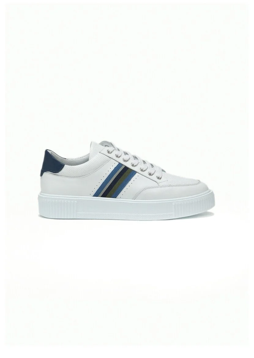 White Sneaker - 1