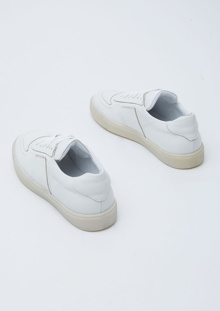 White Sneaker - 5