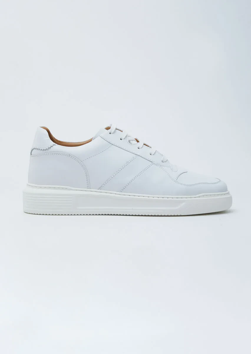 White Sneaker - 1
