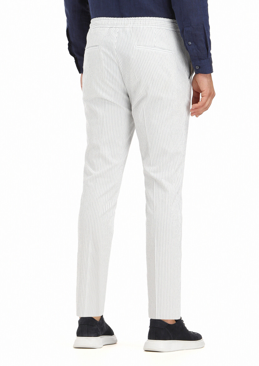 White Weaving Jogging Fit Casual Cotton Blended Trousers - 3