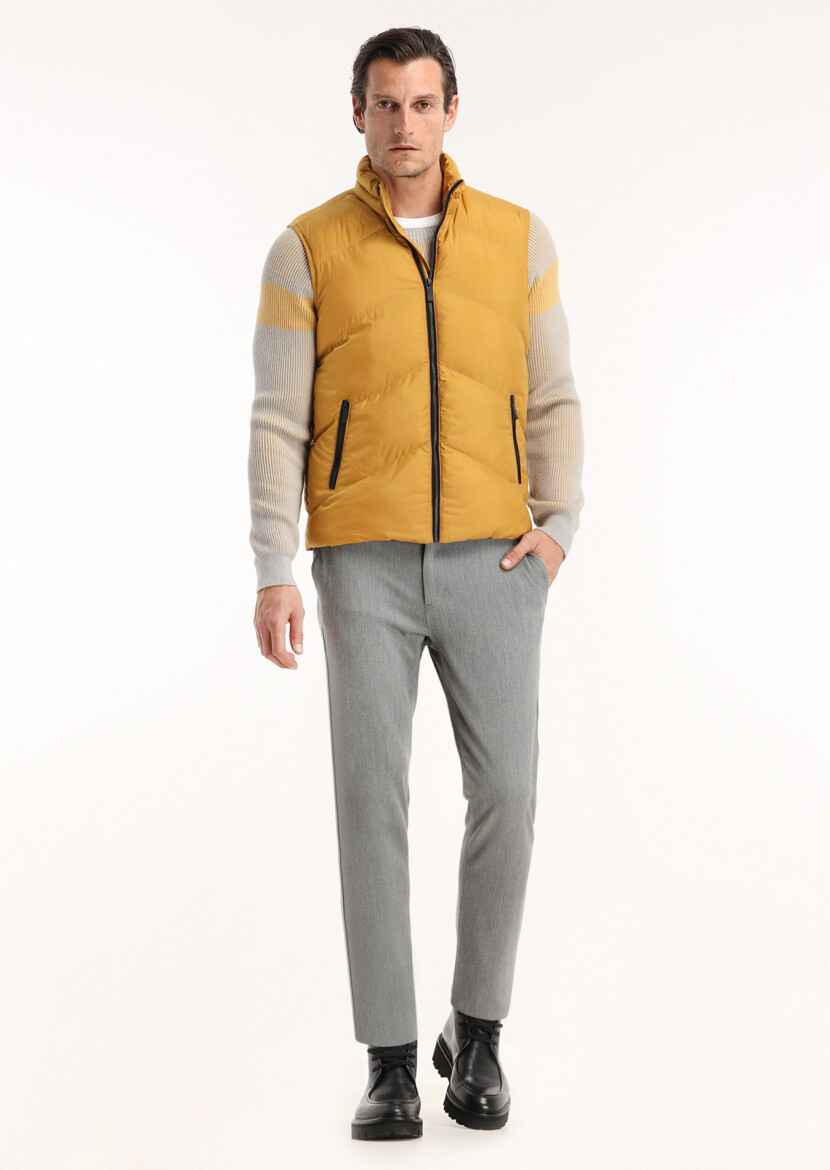 Yellow Regular Fit Turtleneck Casual Weaving Puffer Vest - 1