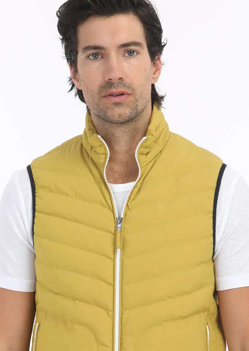 Yellow Regular Fit Turtleneck Casual Weaving Puffer Vest - 3